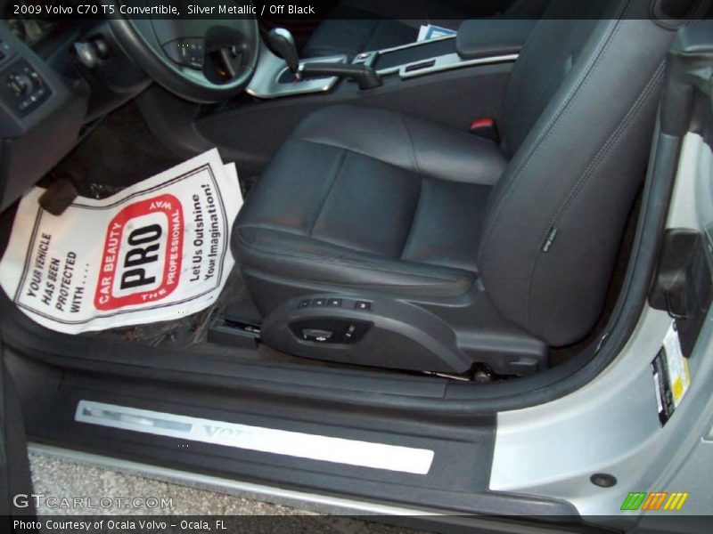 Silver Metallic / Off Black 2009 Volvo C70 T5 Convertible