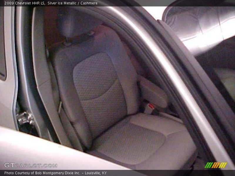 Silver Ice Metallic / Cashmere 2009 Chevrolet HHR LS