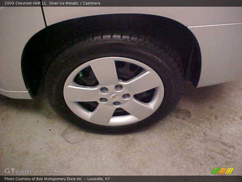 Silver Ice Metallic / Cashmere 2009 Chevrolet HHR LS