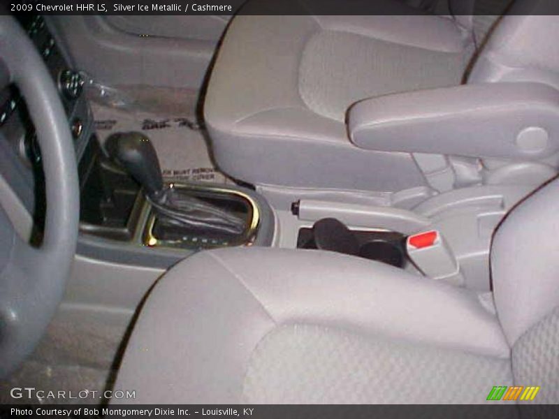 Silver Ice Metallic / Cashmere 2009 Chevrolet HHR LS