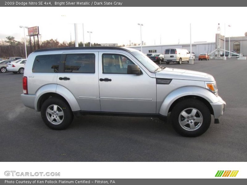 Bright Silver Metallic / Dark Slate Gray 2009 Dodge Nitro SE 4x4