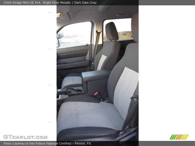 Bright Silver Metallic / Dark Slate Gray 2009 Dodge Nitro SE 4x4