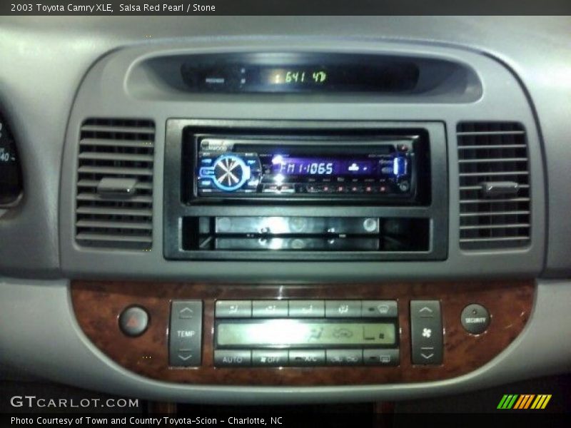 Salsa Red Pearl / Stone 2003 Toyota Camry XLE