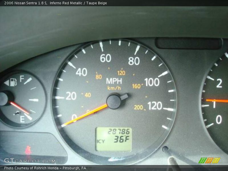Inferno Red Metallic / Taupe Beige 2006 Nissan Sentra 1.8 S