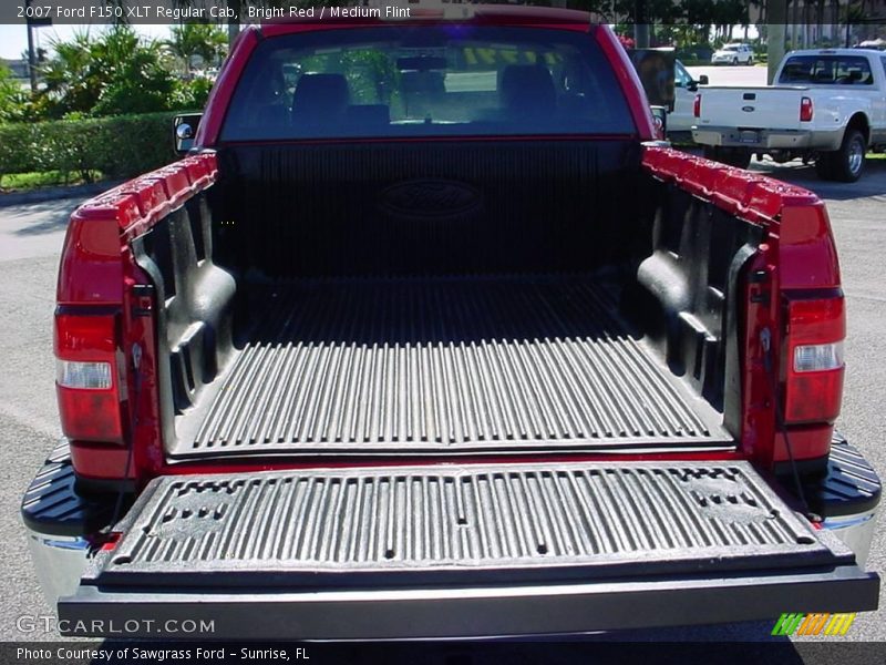 Bright Red / Medium Flint 2007 Ford F150 XLT Regular Cab