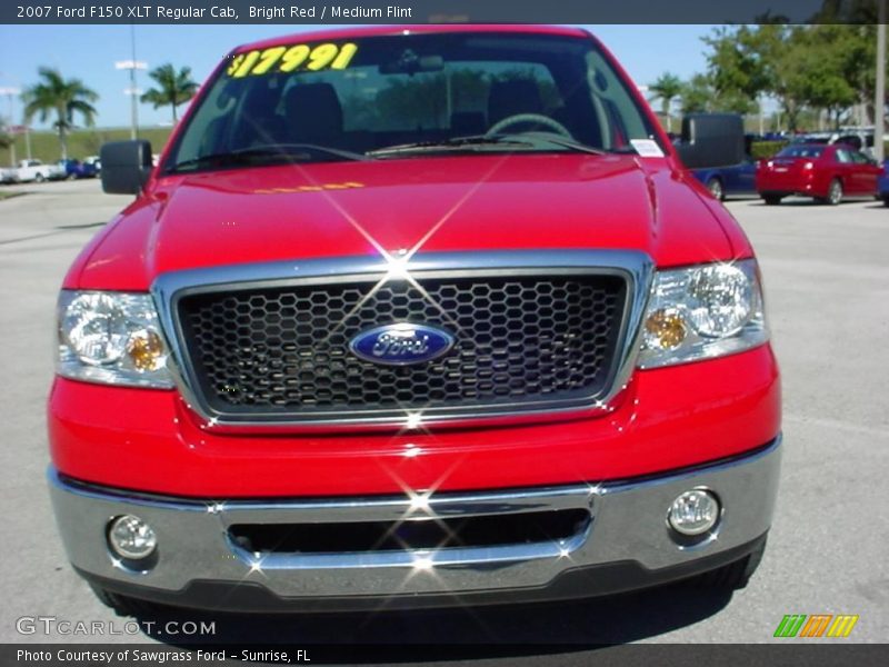 Bright Red / Medium Flint 2007 Ford F150 XLT Regular Cab