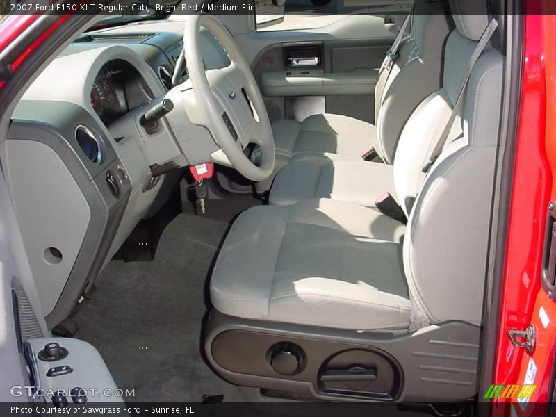 Bright Red / Medium Flint 2007 Ford F150 XLT Regular Cab
