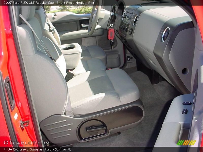 Bright Red / Medium Flint 2007 Ford F150 XLT Regular Cab