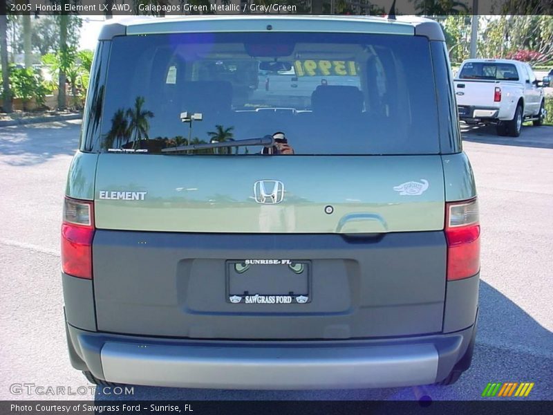 Galapagos Green Metallic / Gray/Green 2005 Honda Element LX AWD
