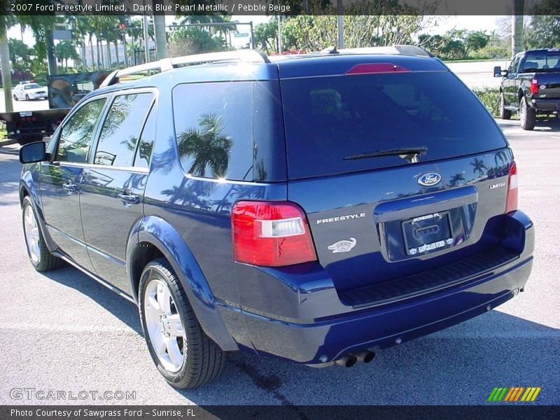 Dark Blue Pearl Metallic / Pebble Beige 2007 Ford Freestyle Limited