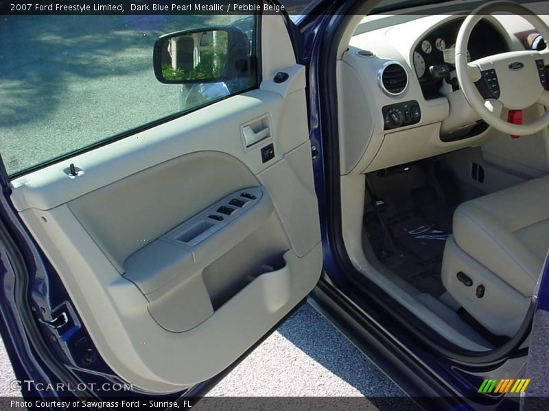 Dark Blue Pearl Metallic / Pebble Beige 2007 Ford Freestyle Limited