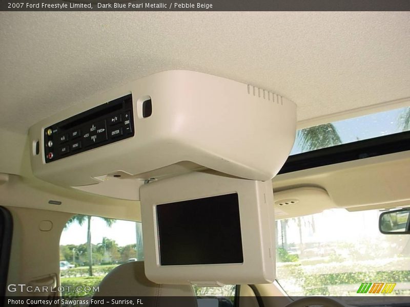Dark Blue Pearl Metallic / Pebble Beige 2007 Ford Freestyle Limited