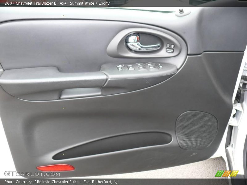 Summit White / Ebony 2007 Chevrolet TrailBlazer LT 4x4