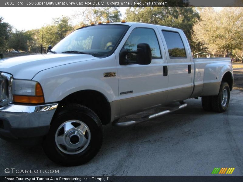 Oxford White / Medium Parchment 2001 Ford F350 Super Duty Lariat Crew Cab 4x4 Dually