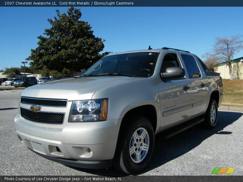 Gold Mist Metallic / Ebony/Light Cashmere 2007 Chevrolet Avalanche LS