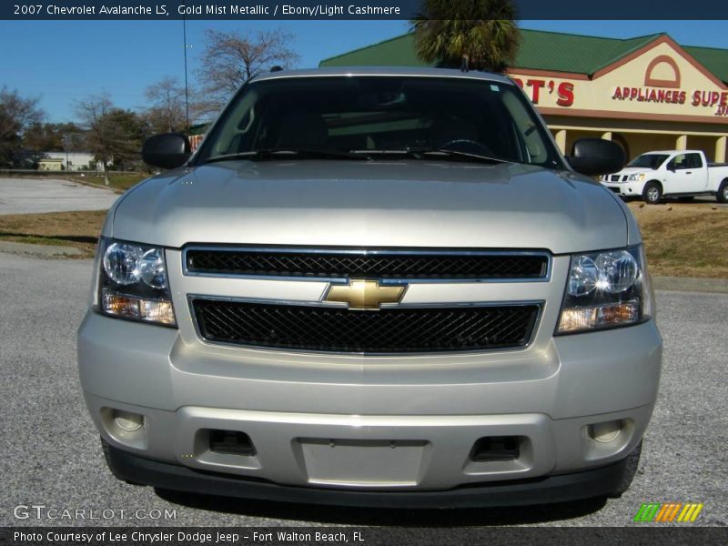 Gold Mist Metallic / Ebony/Light Cashmere 2007 Chevrolet Avalanche LS