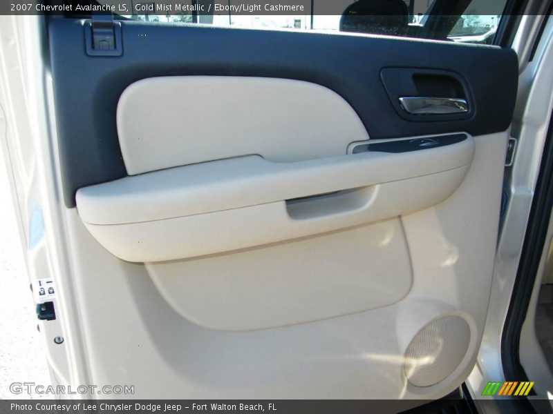 Gold Mist Metallic / Ebony/Light Cashmere 2007 Chevrolet Avalanche LS