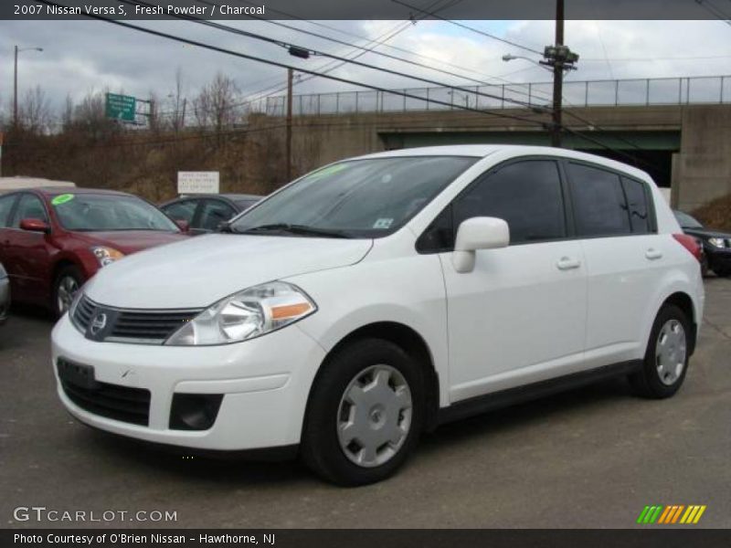 Fresh Powder / Charcoal 2007 Nissan Versa S