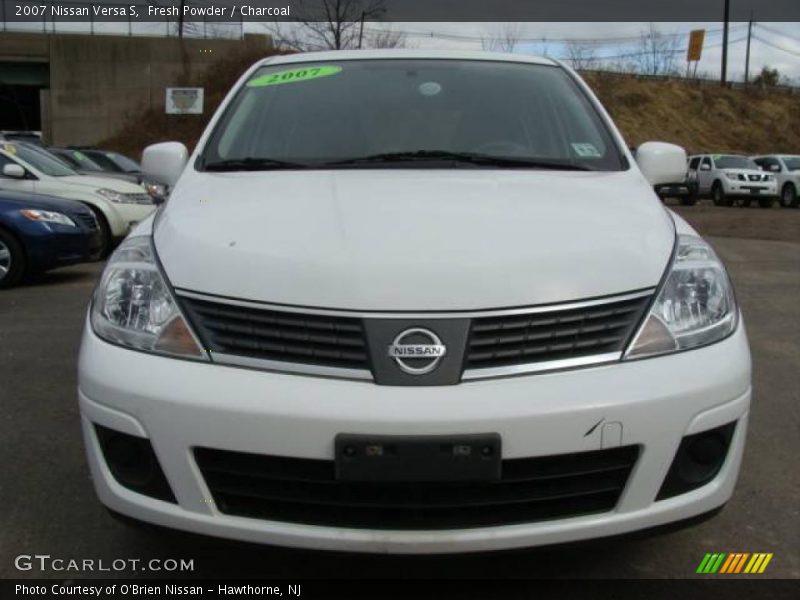 Fresh Powder / Charcoal 2007 Nissan Versa S