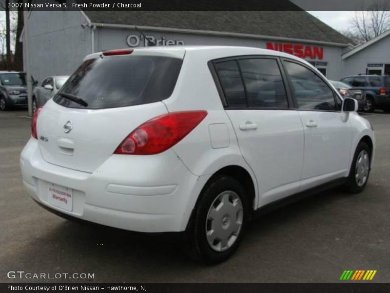 Fresh Powder / Charcoal 2007 Nissan Versa S