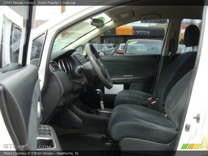 Fresh Powder / Charcoal 2007 Nissan Versa S