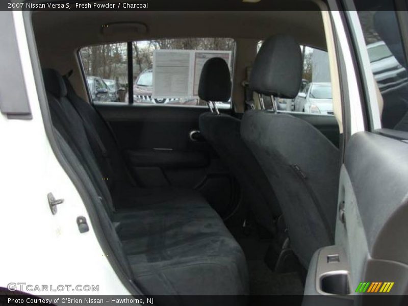 Fresh Powder / Charcoal 2007 Nissan Versa S