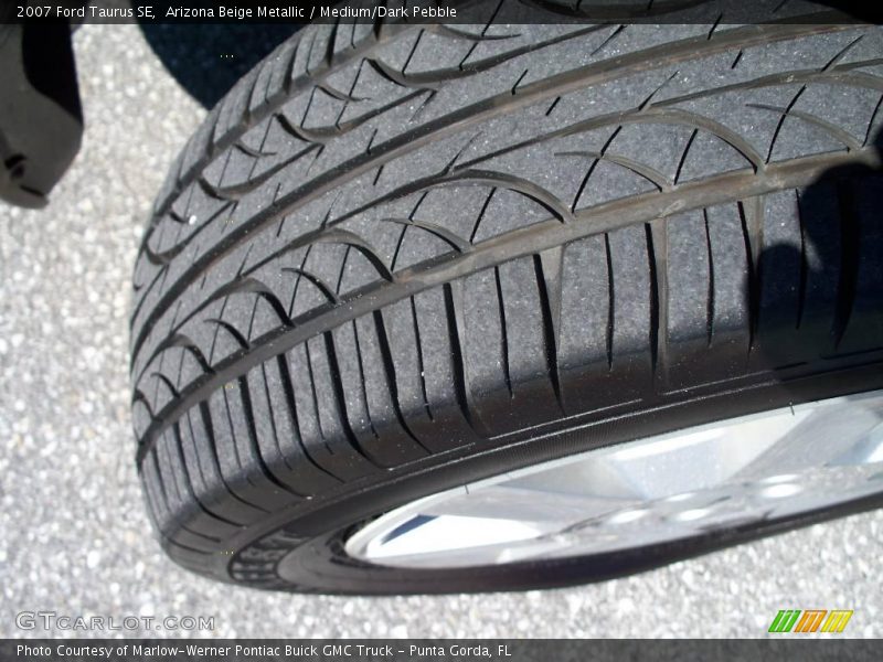 Arizona Beige Metallic / Medium/Dark Pebble 2007 Ford Taurus SE