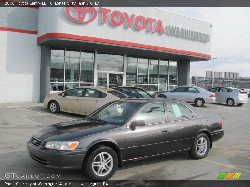 Graphite Gray Pearl / Gray 2000 Toyota Camry LE