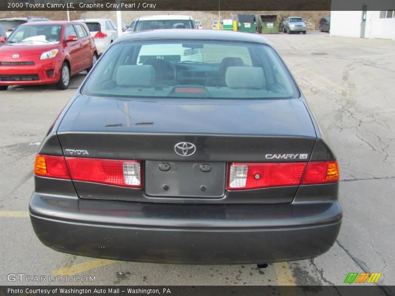 Graphite Gray Pearl / Gray 2000 Toyota Camry LE