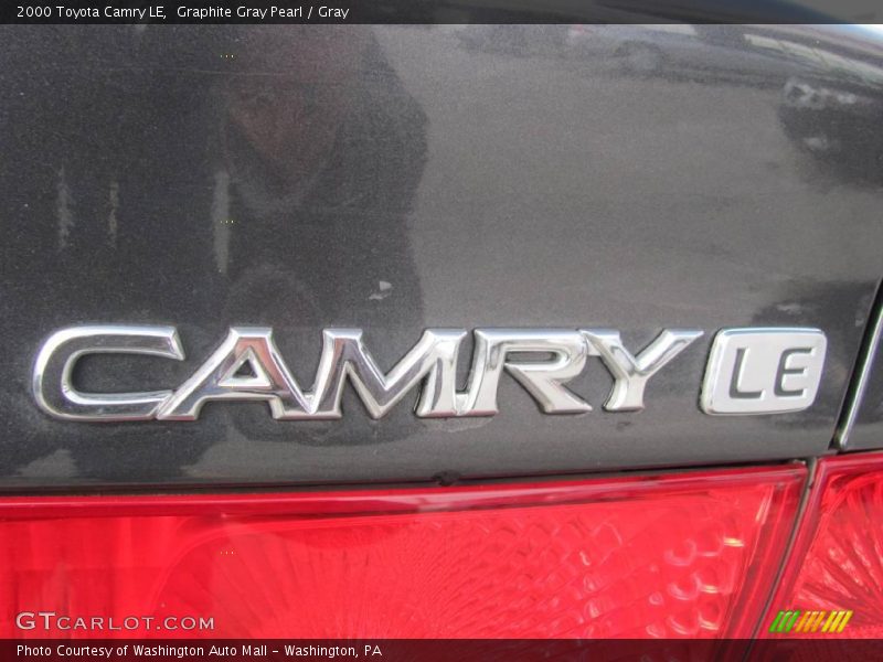 Graphite Gray Pearl / Gray 2000 Toyota Camry LE
