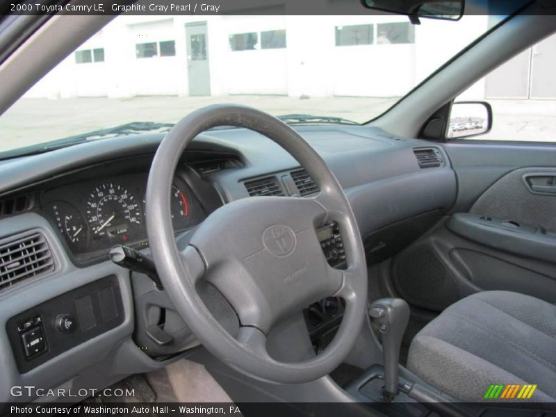 Graphite Gray Pearl / Gray 2000 Toyota Camry LE