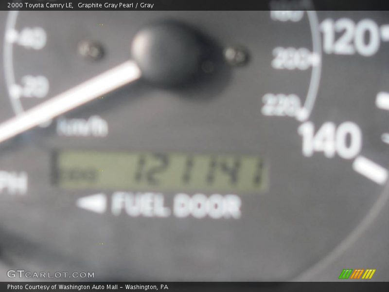 Graphite Gray Pearl / Gray 2000 Toyota Camry LE