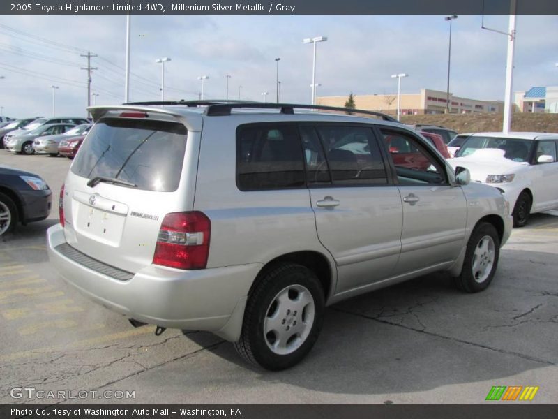 Millenium Silver Metallic / Gray 2005 Toyota Highlander Limited 4WD