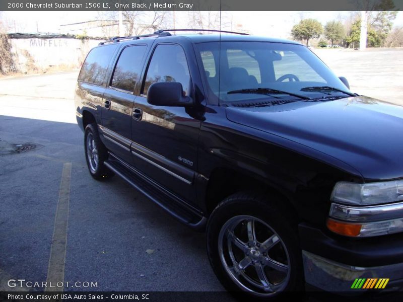 Onyx Black / Medium Gray 2000 Chevrolet Suburban 1500 LS