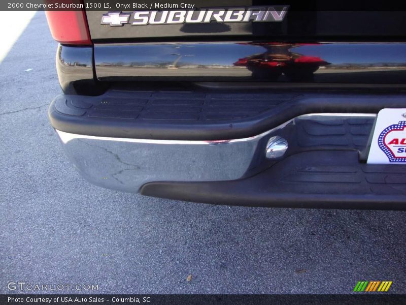 Onyx Black / Medium Gray 2000 Chevrolet Suburban 1500 LS