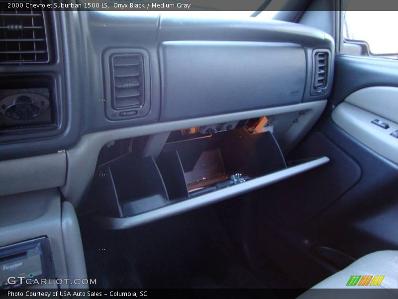 Onyx Black / Medium Gray 2000 Chevrolet Suburban 1500 LS