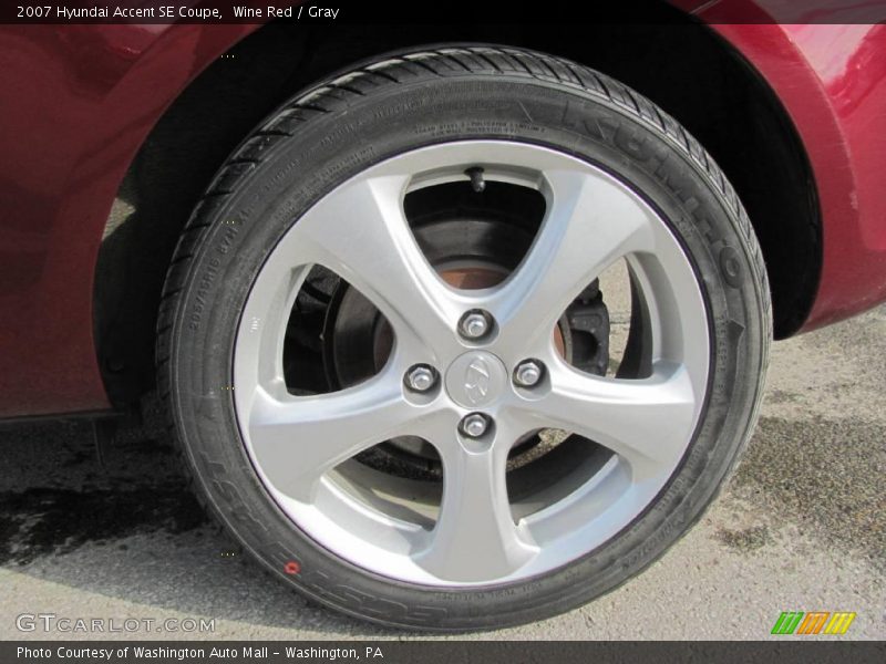 Wine Red / Gray 2007 Hyundai Accent SE Coupe