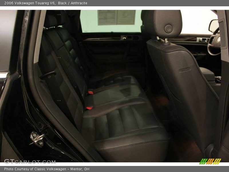 Black / Anthracite 2006 Volkswagen Touareg V6