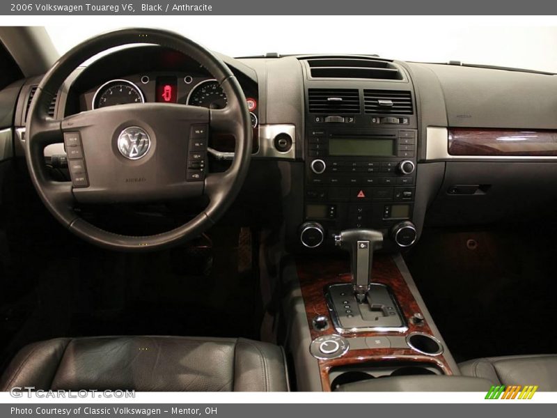 Black / Anthracite 2006 Volkswagen Touareg V6