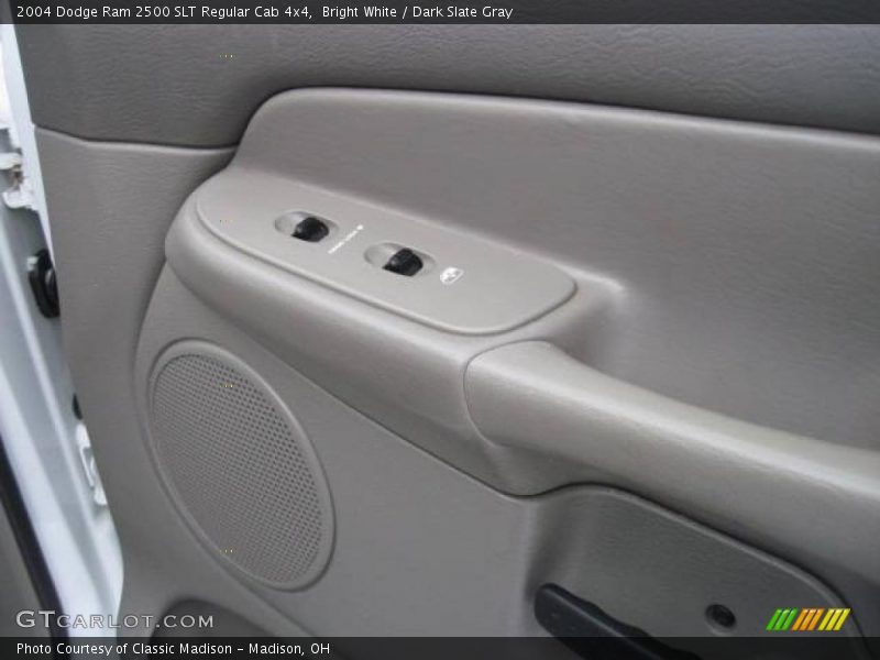 Bright White / Dark Slate Gray 2004 Dodge Ram 2500 SLT Regular Cab 4x4