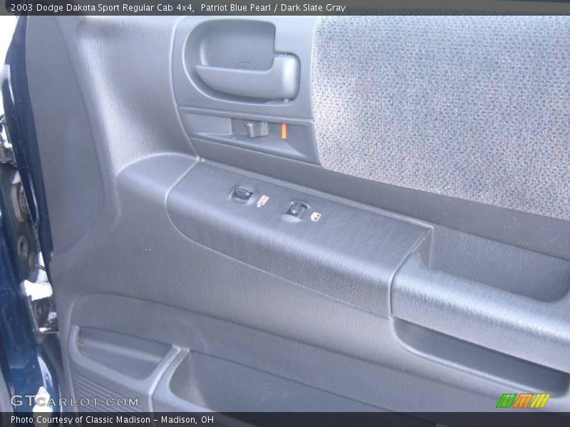 Patriot Blue Pearl / Dark Slate Gray 2003 Dodge Dakota Sport Regular Cab 4x4