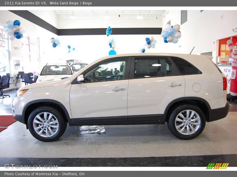 White Sand Beige / Beige 2011 Kia Sorento EX V6