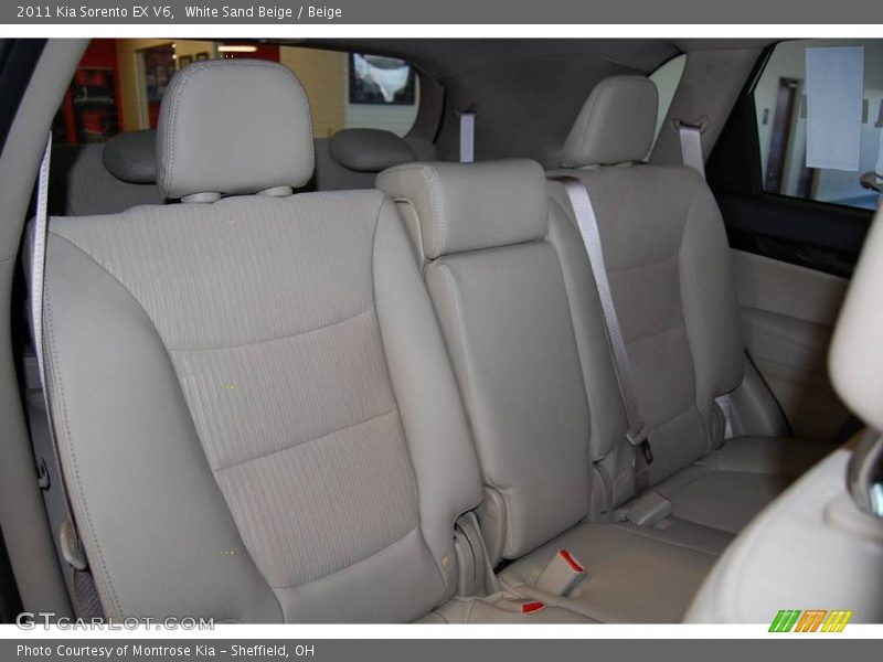 White Sand Beige / Beige 2011 Kia Sorento EX V6