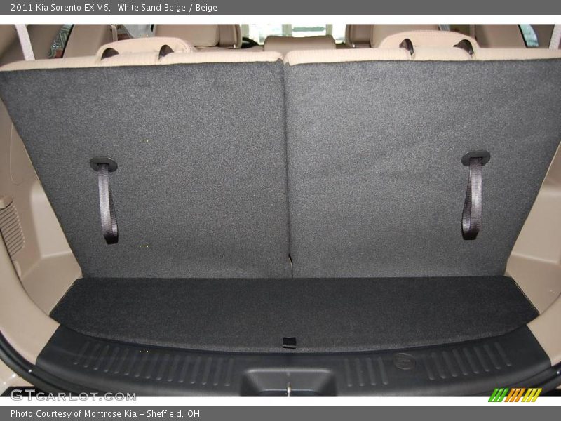 White Sand Beige / Beige 2011 Kia Sorento EX V6