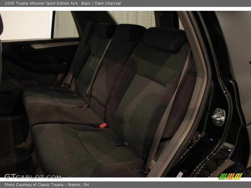 Black / Dark Charcoal 2005 Toyota 4Runner Sport Edition 4x4