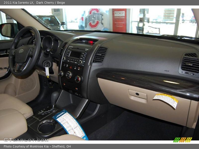Dark Cherry / Beige 2011 Kia Sorento LX