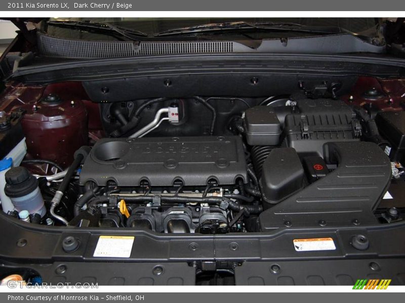 Dark Cherry / Beige 2011 Kia Sorento LX
