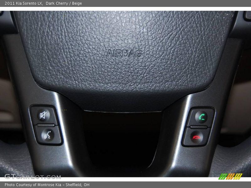 Dark Cherry / Beige 2011 Kia Sorento LX