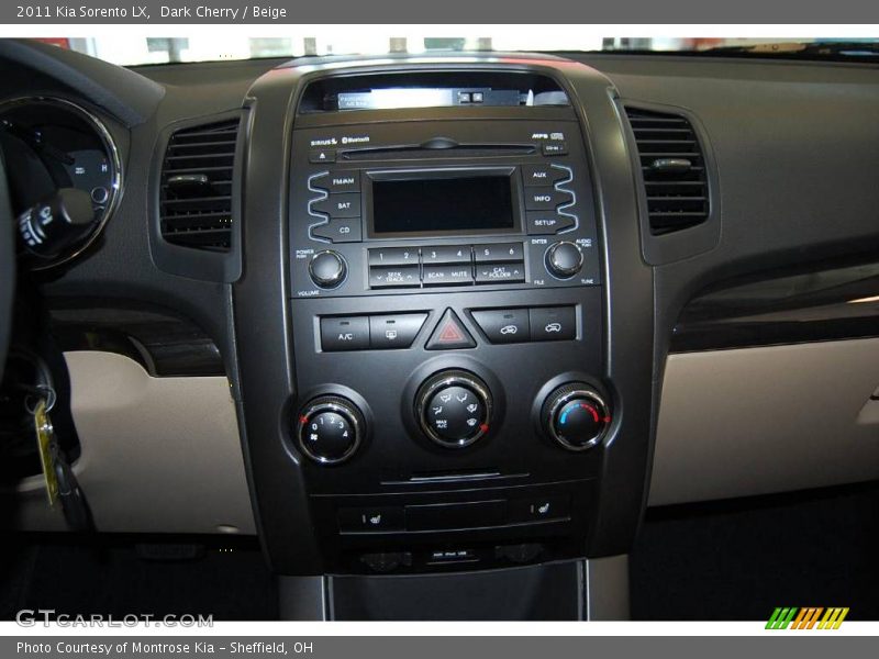 Dark Cherry / Beige 2011 Kia Sorento LX