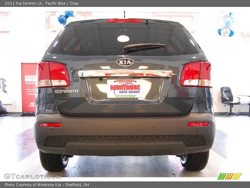 Pacific Blue / Gray 2011 Kia Sorento LX